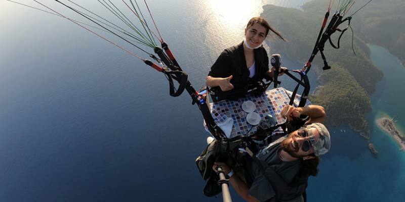Likte "tyrkisk kaffe og tyrkisk glede" mens du paraglider!
