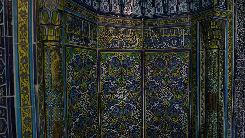 Hvor og hvordan gå til Muradiye-moskeen? Et mesterverk med spor etter tyrkisk flisekunst