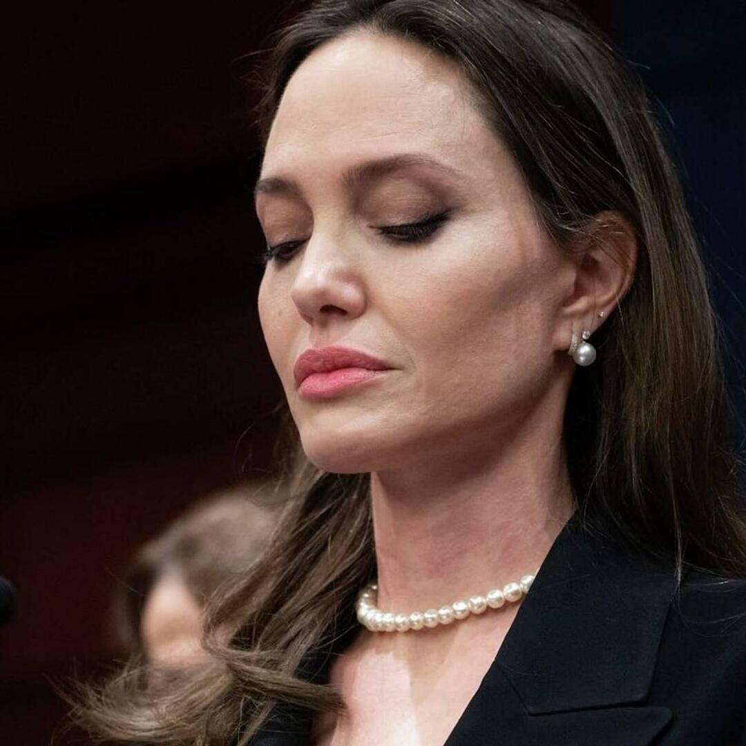 Israels president spydde ut hat mot Angelina Jolie, som kritiserte den blodige brutaliteten!