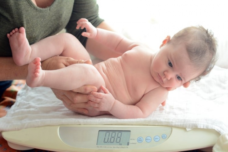 Hvordan beregne høyde og vekt hos spedbarn?