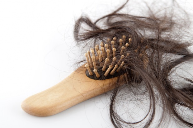 håravfall forårsaker