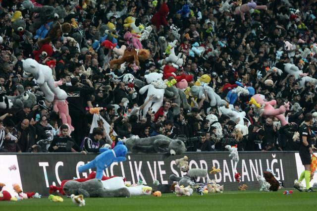 Leker kastet i Beşiktaş-kamp