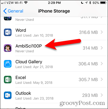 Trykk på app under iPhone Storage