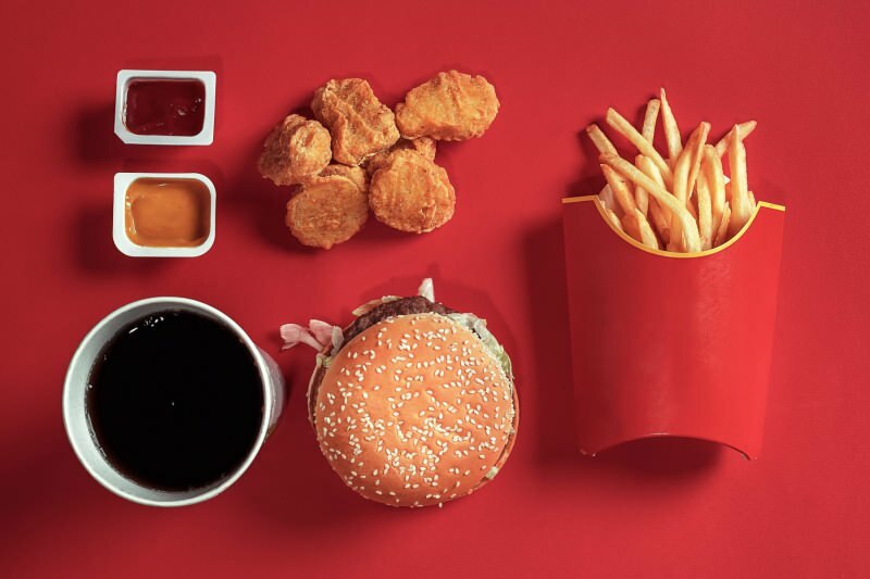 Hvordan farger påvirker appetitten vår