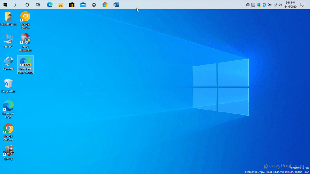 Slik flytter du oppgavelinjen til Windows 11 til toppen av skjermen