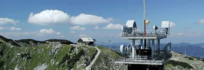 radiotårn på et fjell i Østerrike
