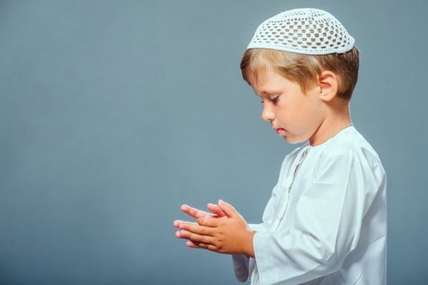 Lærer barn å be