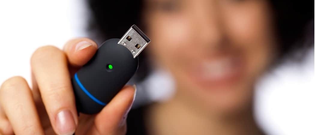 Slik krypterer du en USB Flash Drive eller SD-kort med Windows 10
