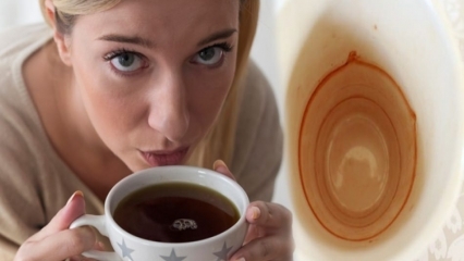 Hvordan kommer kaffeflekken ut av koppen og koppen?