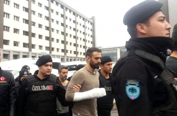 Den nydelige Century-skuespilleren Adnan Koç er dømt til fengsel i 16 år og 8 måneder!