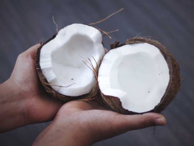 Hva er fordelene med kokosnøttolje for huden og ansiktet? Hvordan bruke den