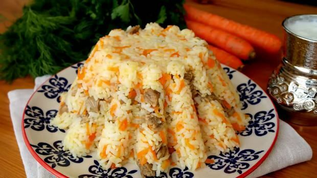 Hvordan lage den enkleste grønne risen? Knep av persisk ris