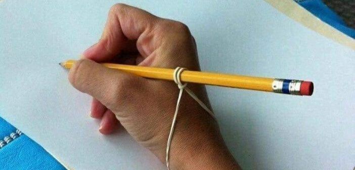 Hvordan lære et barn å holde en blyant?