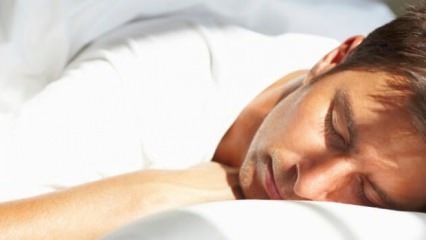 Hva er søvnig søvn, når er det på tide å miste? Vitenskapelige fordeler med lunsj søvn