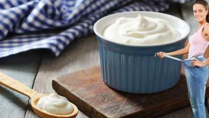 Hvordan gjøre yoghurt diett? Får yoghurtdietten deg til å gå ned i vekt? 3 dagers yoghurtdiett