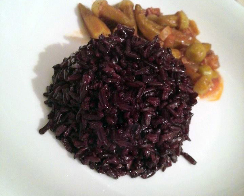 Hva er svart ris? Hvordan lage pilaf av svart ris? Teknikker for matlaging av svart ris