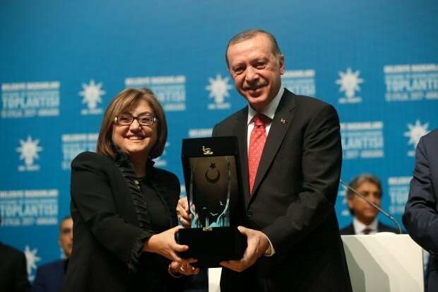 Fatma Şahin og president Recep Tayyip Erdoğan