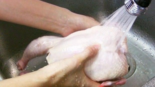 Hvordan skal kyllingen rengjøres?