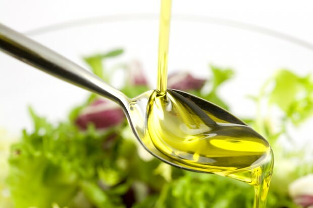 Hva er fordelene med olivenolje for huden og håret? Hvordan påføres olivenolje på hår og hud?