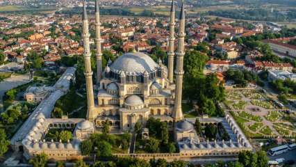 Hvor er Selimiye-moskeen? I hvilket distrikt er Selimiye-moskeen? Viktigheten av Selimiye-moskeen