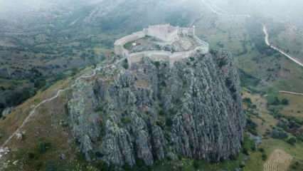 Oppvåkning Hvor er Kuvel slott i Great Seljuk? Betydningen av Kuvel Castle i historien