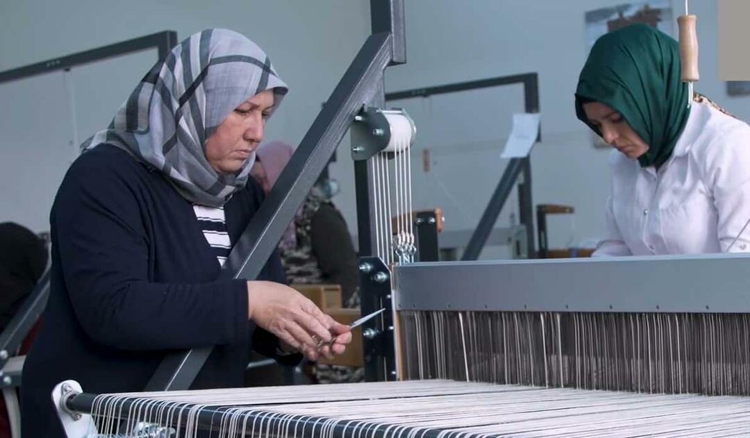 Sile Bezi Rural Women's Cooperative Styreleder for styret, advokat Kübranur Şahin Polat, forklarte etableringsprosessen til kooperativet.