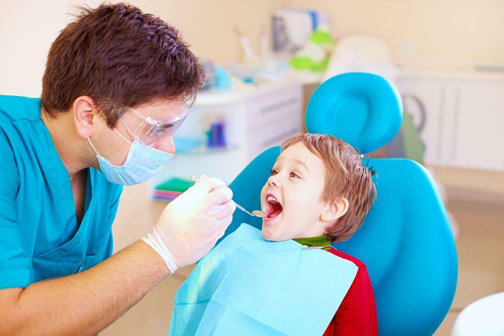 Måter å overvinne frykten for tannleger hos barn