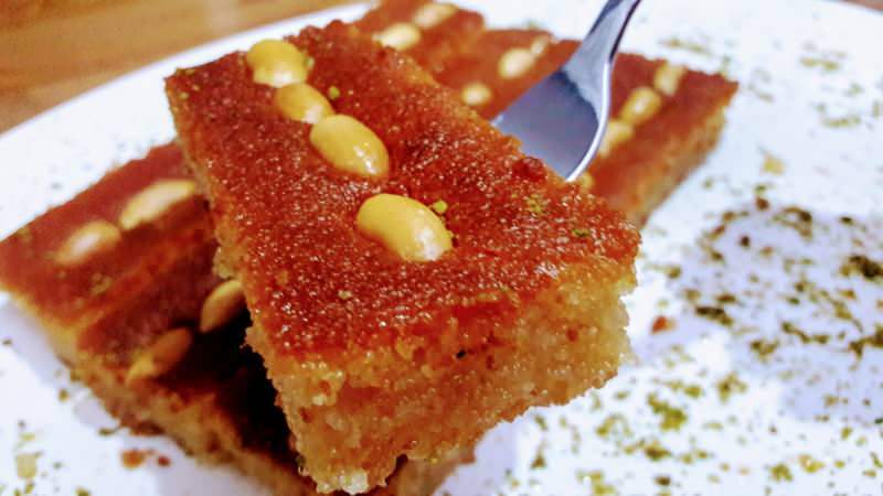 Hvordan lage en Shambali-dessert? Triksene til klatringen laget med semulegryn
