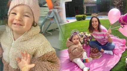 Bursdagskake fra sangeren Bengü til datteren Zeynep! Baby Zeynep er 1 år ...