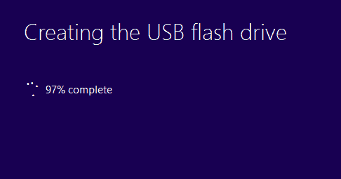 Oppretter USB
