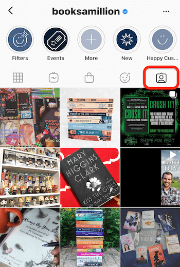 instagram feed av @booksamillion fremhever fanen med merket innhold