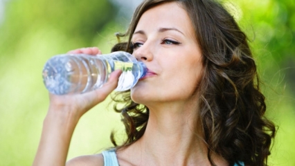 7 situasjoner der du ikke skal drikke vann