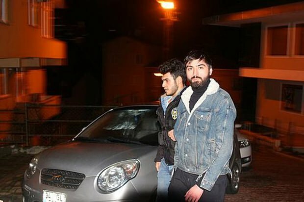 Emre - Erdi Kızgır brødre driver sosiale mediekanal Deep Turkish Web