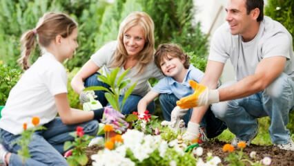 Lær barnet ditt hagearbeid! Fordi ...