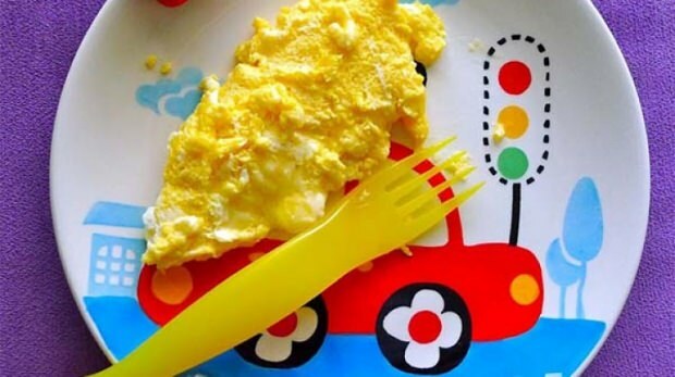 Hvordan lages en omelett til babyen? Enkel og praktisk mettende omelettoppskrifter for babyer
