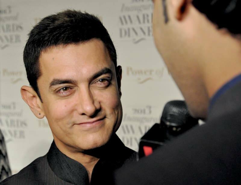 Interessant hjelpemetode fra Aamir Khan rystet sosiale medier! Hvem er Aamir Khan?