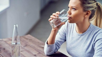 Er det å drikke for mye vann skadelig?