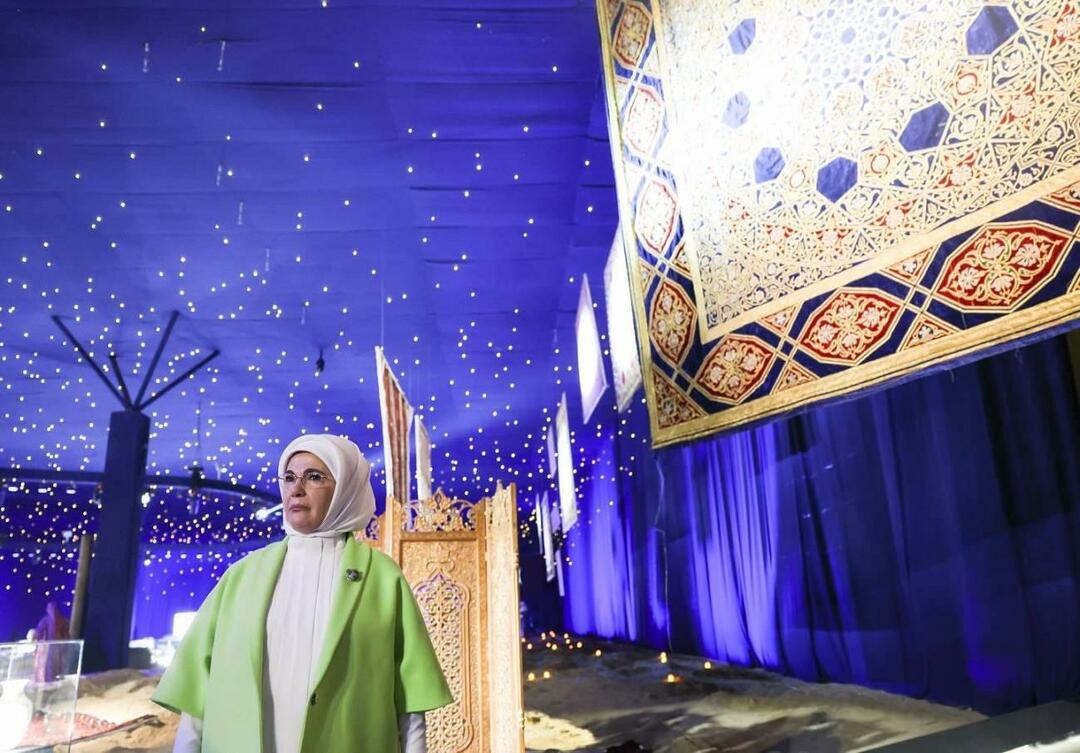Emine Erdoğan turnerte i Expo Fair Area i Samarkand