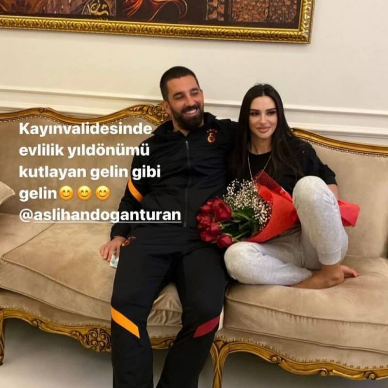 Bevegelsen til Arda Turan og hans kone Aslıhan Doğan ble verdsatt!