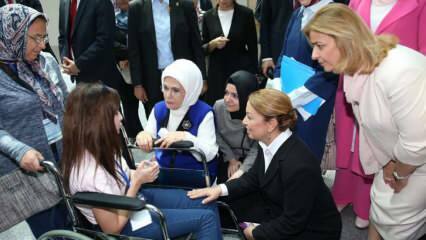 Deling av "International Day of Persons with Disabilities" fra First Lady Erdoğan!