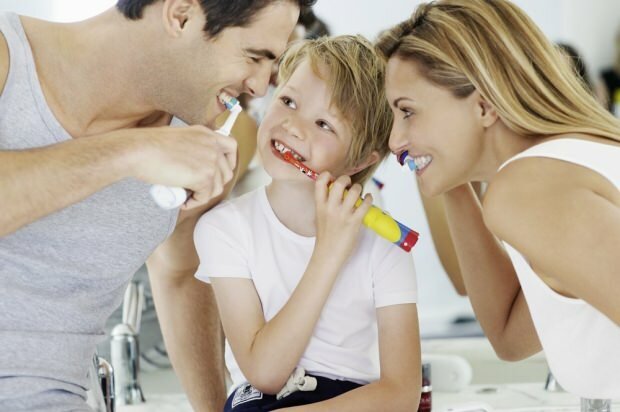 Lage naturlig tannkrem for barn hjemme