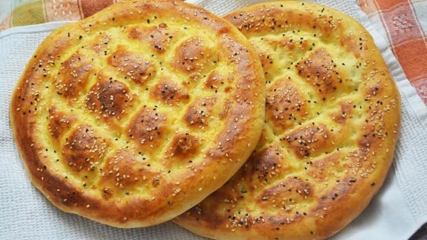 Hvordan lage den enkleste Ramadan-pitta? Å lage Ramadan-muffins hjemme