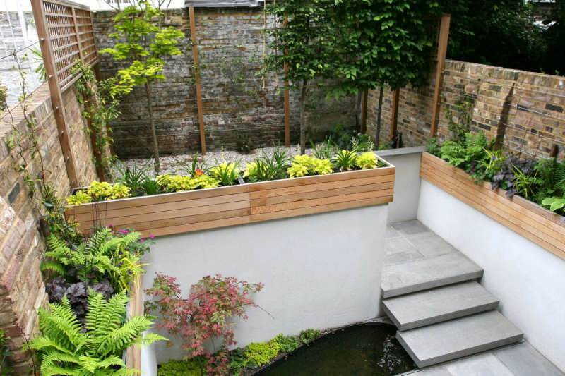 Stilige og komfortable forslag til hagedekorasjon for små hager