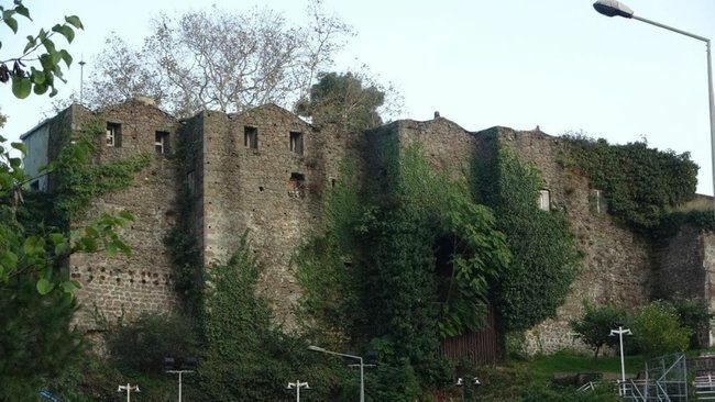 Overraskende begivenhet i Balıkesir! Han arvet et slott fra bestefaren som var guvernør i Trabzon