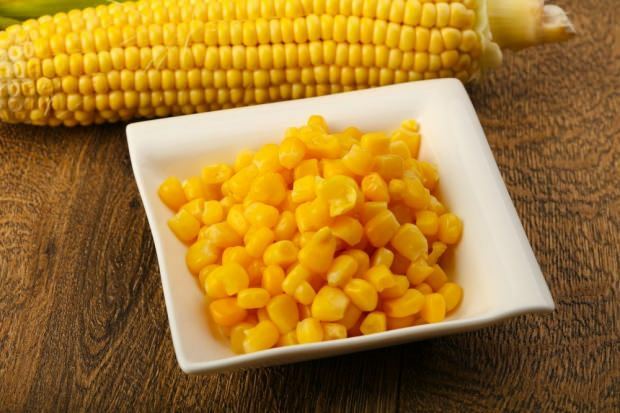 Hvordan lage kokt mais hjemme? Hvordan fjerne kokt mais?