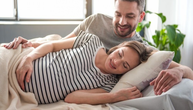 Hvordan skal forholdet være under graviditet? Hvor mange måneder kan jeg ha samleie under svangerskapet?