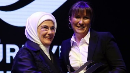 First Lady Erdoğan: Kvinners ånd er energi