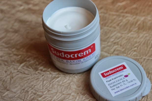 Hva er Sudocrem? Hva gjør Sudocrem? Hva er fordelene med Sudocrem for huden?