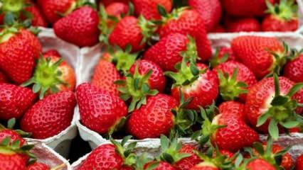 Desserter laget med jordbær hjemme