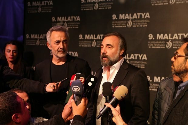 Mehmet Aslantuğ og Oktay Kaynarca